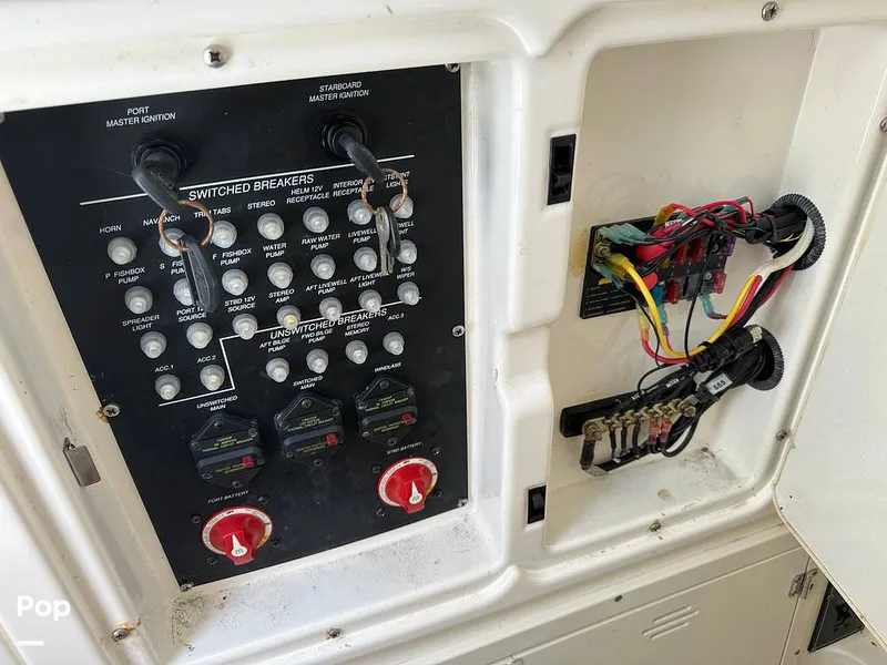 Slide: The Image of Boston Whaler 320 Outrage 2011 - 12939729