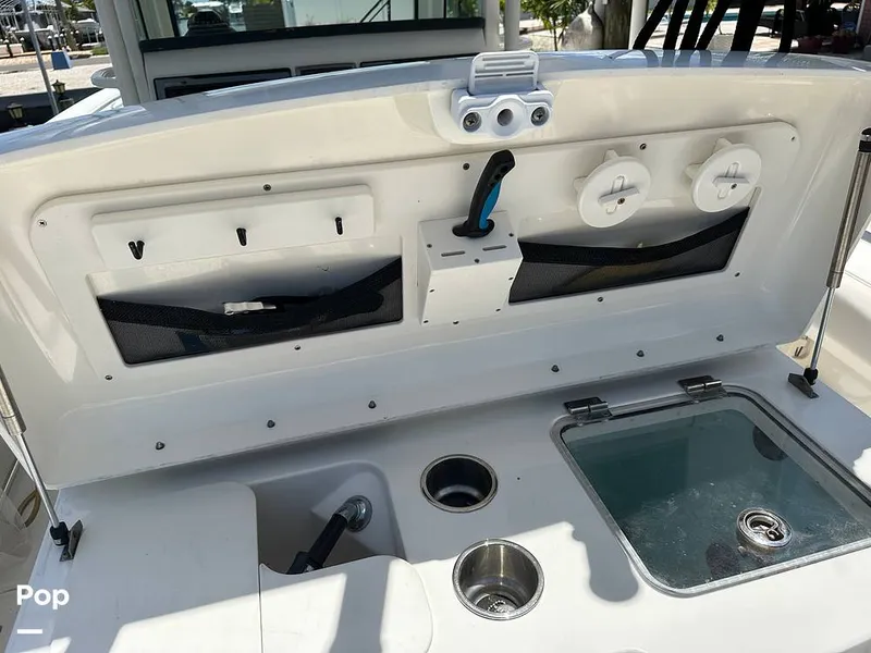 Slide: The Image of Boston Whaler 320 Outrage 2011 - 12939677