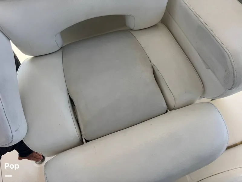 Slide: The Image of Boston Whaler 320 Outrage 2011 - 16611494