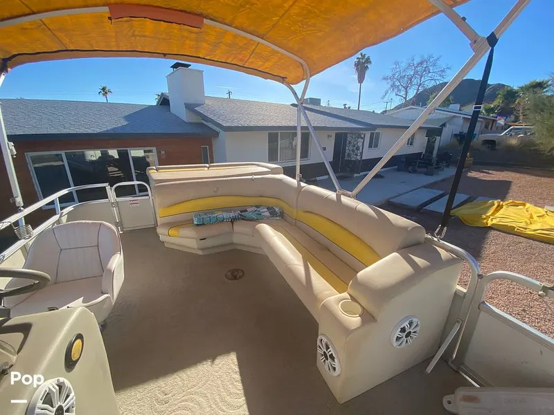Slide: The Image of Lowe SS240 Suncruiser 2009 - 13526486