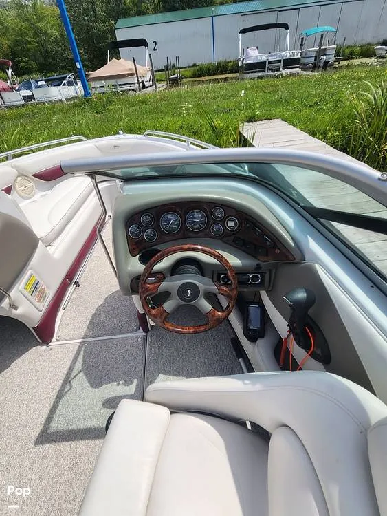 Slide: The Image of Crownline Boats 202BR 2005 - 12925141