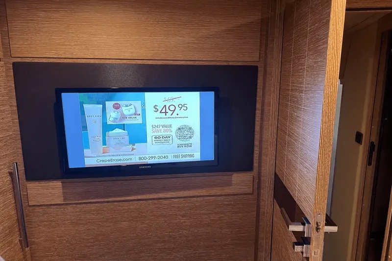 Slide: The Image of Azimut 58 FLY 2012 - 31