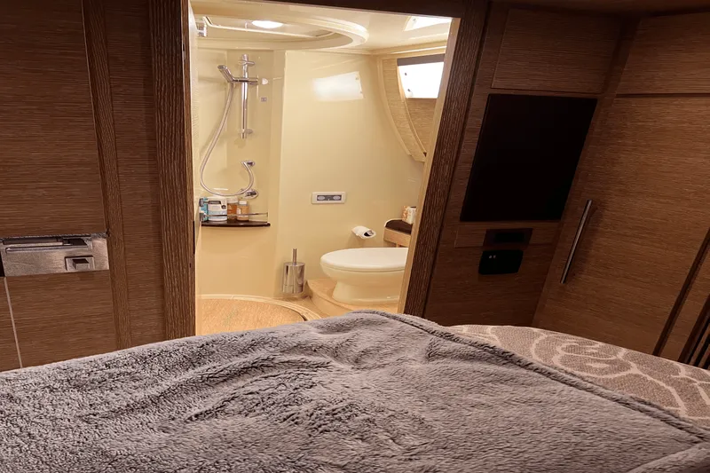 Slide: The Image of Azimut 58 FLY 2012 - 47