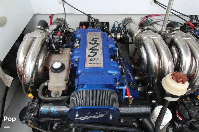 Slide: The Image of Mercury Racing Motors - 12987252