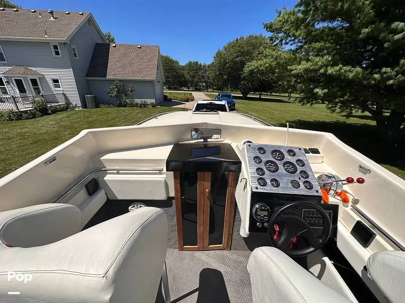 Slide: The Image of Formula 233 Interceptor 1980 - 12976282