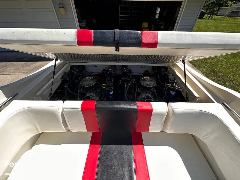 Slide: The Image of Formula 233 Interceptor 1980 - 12976294