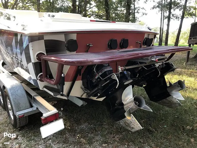 Slide: The Image of Formula 233 Interceptor 1980 - 15702527