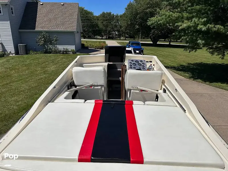 Slide: The Image of Formula 233 Interceptor 1980 - 15702529