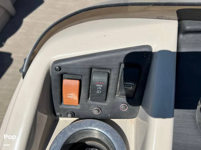 Slide: The Image of Bennington 22SL 2019 - 12934344