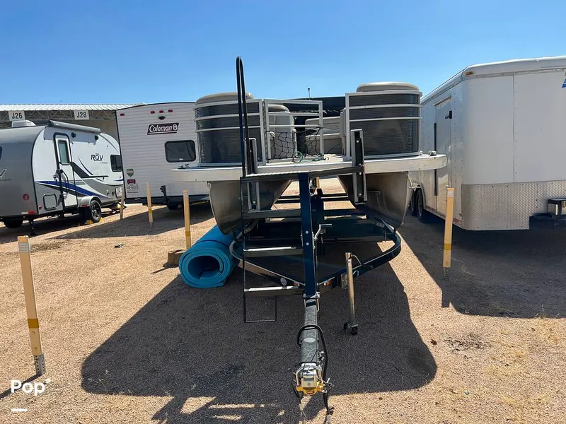 Slide: The Image of Bennington 22SL 2019 - 12934336