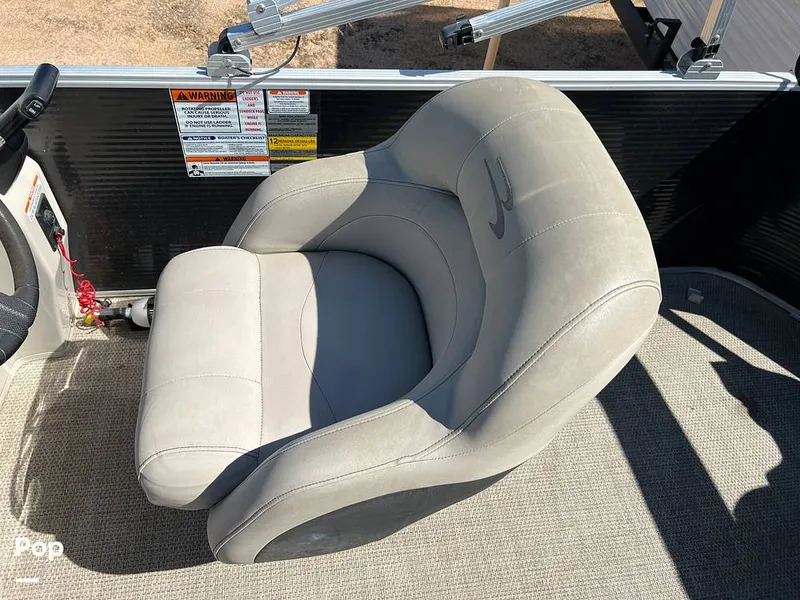 Slide: The Image of Bennington 22SL 2019 - 12934355