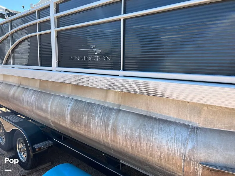 Slide: The Image of Bennington 22SL 2019 - 12934377