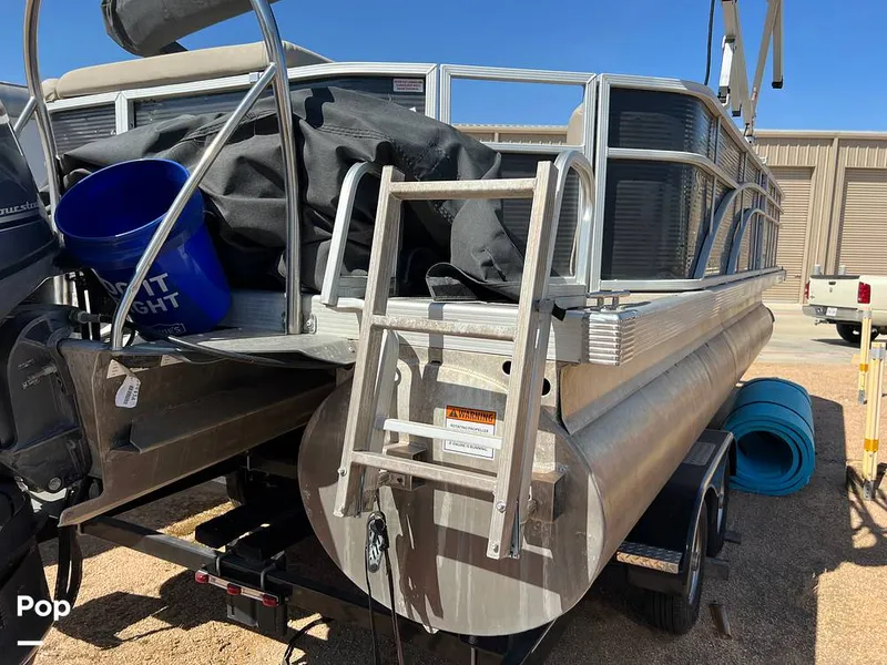 Slide: The Image of Bennington 22SL 2019 - 12934382