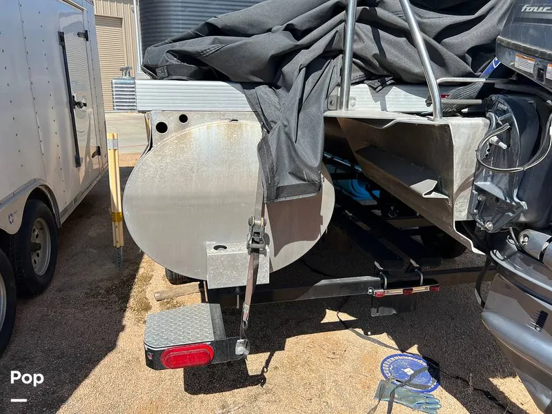 Slide: The Image of Bennington 22SL 2019 - 12934389