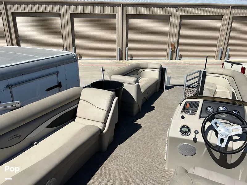 Slide: The Image of Bennington 22SL 2019 - 12934338