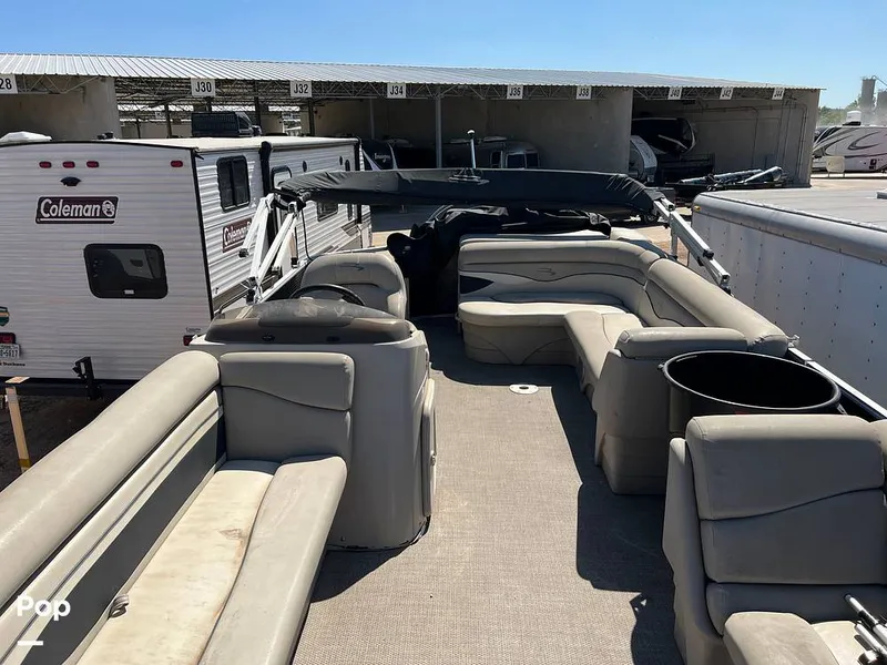 Slide: The Image of Bennington 22SL 2019 - 12934342