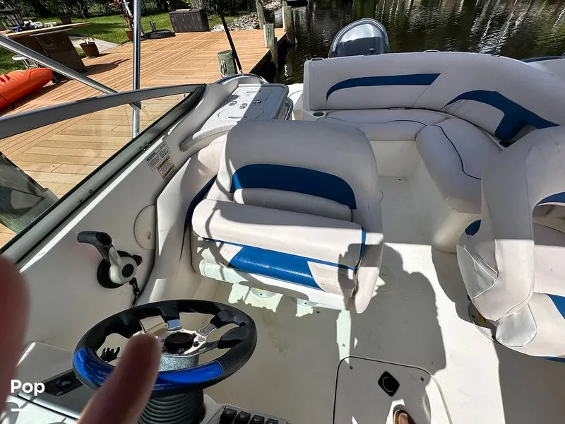 Slide: The Image of Hurricane 240 SunDeck OB 2007 - 14663077