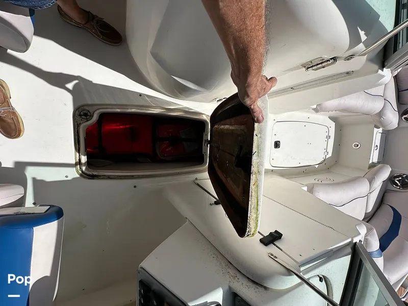 Slide: The Image of Hurricane 240 SunDeck OB 2007 - 14663088