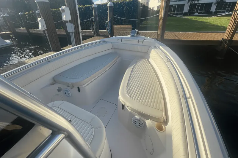 Slide: The Image of Grady-White Release 283 2004 - 11