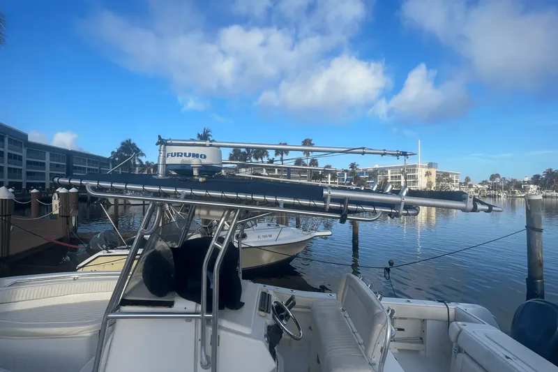 Slide: The Image of Grady-White Release 283 2004 - 21