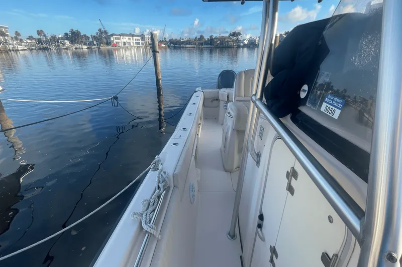 Slide: The Image of Grady-White Release 283 2004 - 24