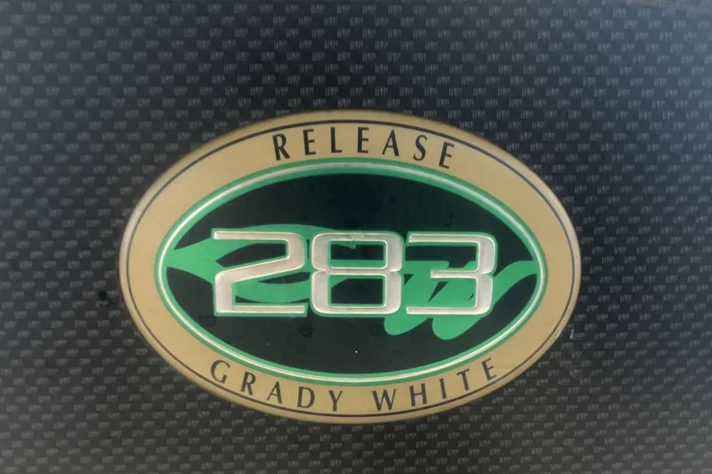 Slide: The Image of Grady-White Release 283 2004 - 8