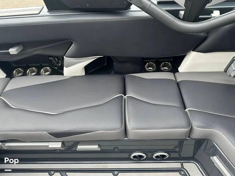 Slide: The Image of Bench Seat - 12999449