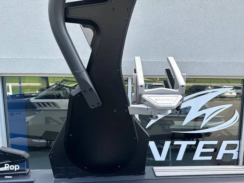 Slide: The Image of Supra SA400 2019 - 12999484