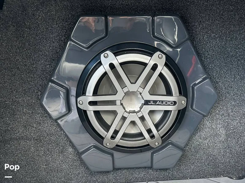 Slide: The Image of Stereo System - 12999530