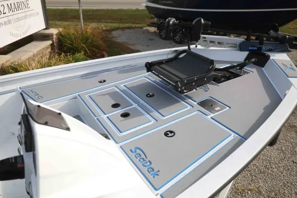 Slide: The Image of Xpress H18C Hyper Lift Crappie - 13