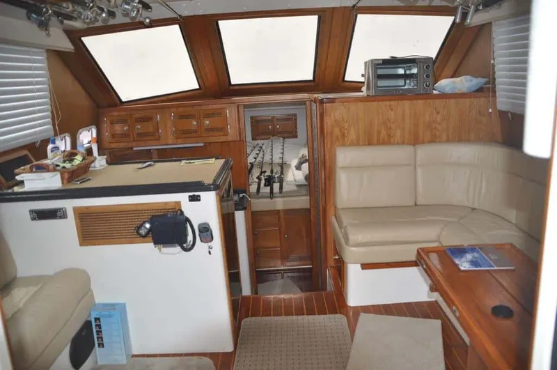Slide: The Image of Cabo 35 Flybridge Sportfisher 1994 - 1