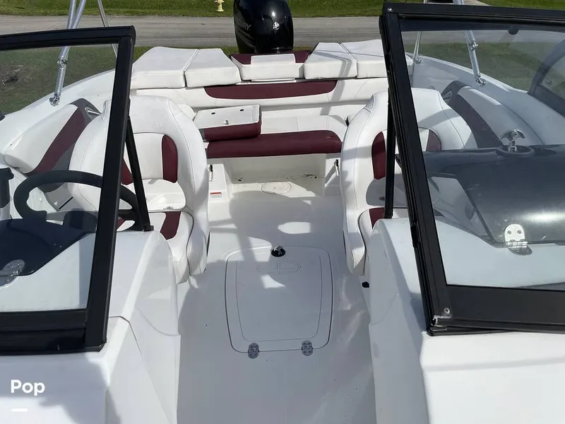 Slide: The Image of Tahoe 550TF 2018 - 13346651