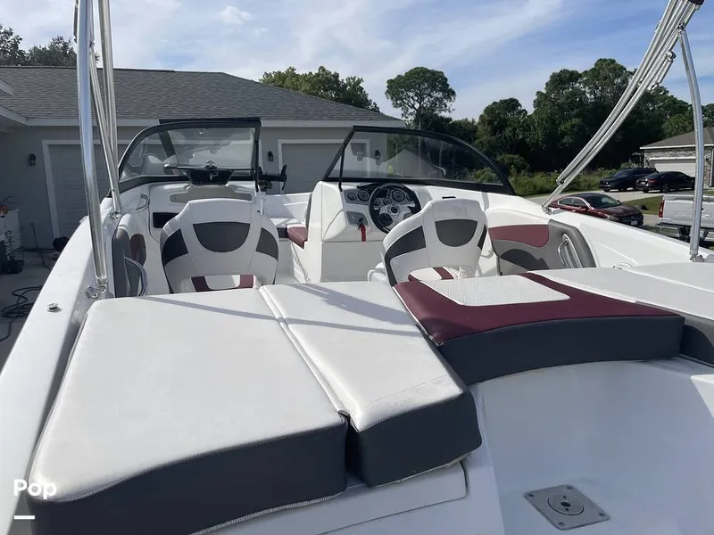 Slide: The Image of Tahoe 550TF 2018 - 13346774