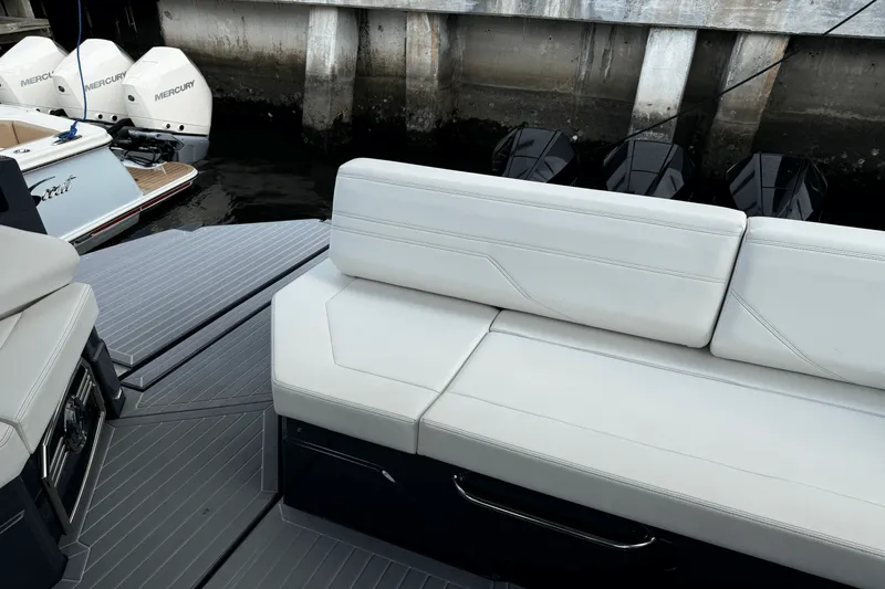 Slide: The Image of Cruisers Yachts 38 GLS OB 2023 - 11