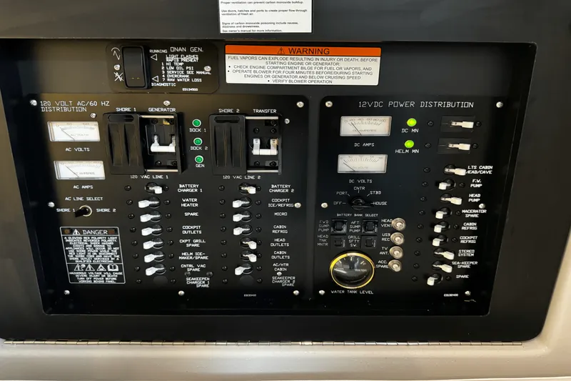 Slide: The Image of Cruisers Yachts 38 GLS OB 2023 - 34