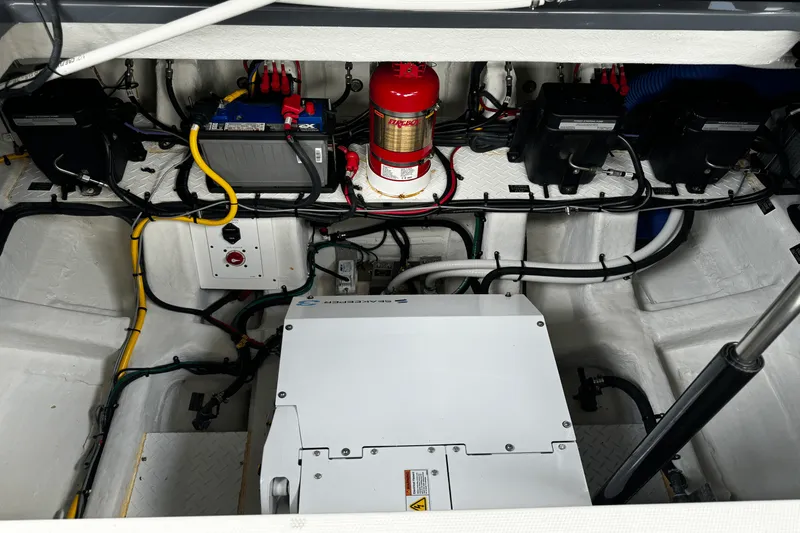 Slide: The Image of Cruisers Yachts 38 GLS OB 2023 - 47