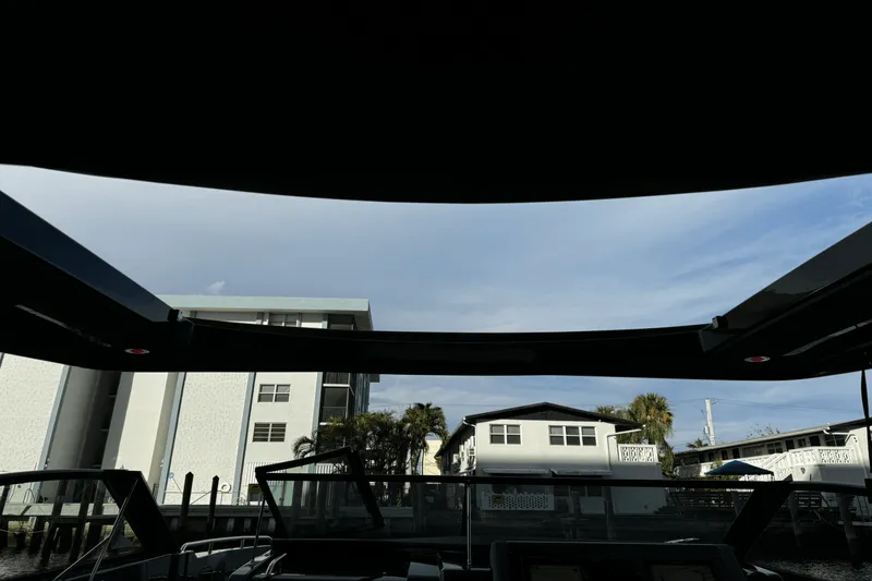 Slide: The Image of Cruisers Yachts 38 GLS OB 2023 - 58