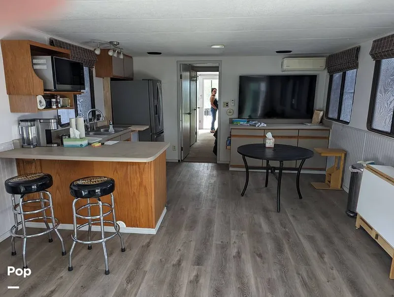 Slide: The Image of Kitchen &amp; Dinette - 12964305