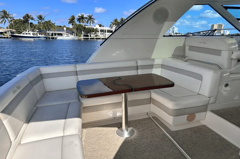 Slide: The Image of Sea Ray 450 SUNDANCER 2011 - 11