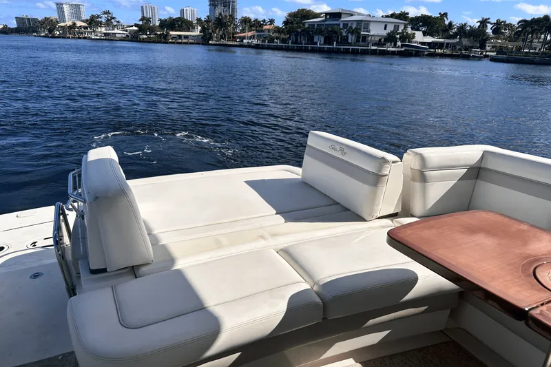 Slide: The Image of Sea Ray 450 SUNDANCER 2011 - 14