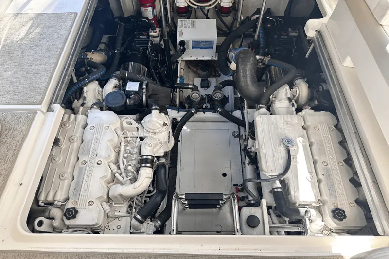 Slide: The Image of Sea Ray 450 SUNDANCER 2011 - 33