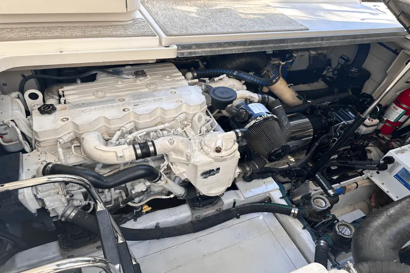 Slide: The Image of Sea Ray 450 SUNDANCER 2011 - 34