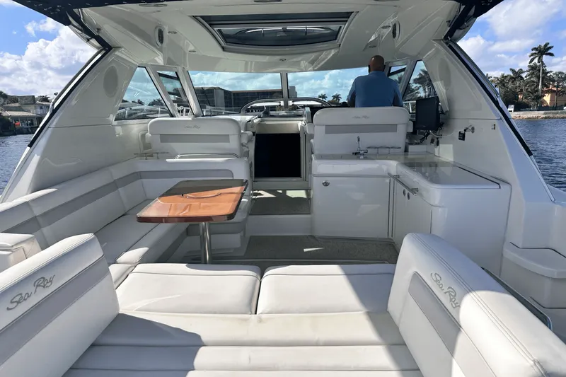 Slide: The Image of Sea Ray 450 SUNDANCER 2011 - 7