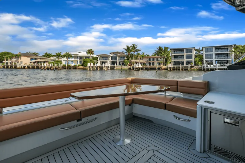 Slide: The Image of Cruisers Yachts 46 Cantius 2025 - 15