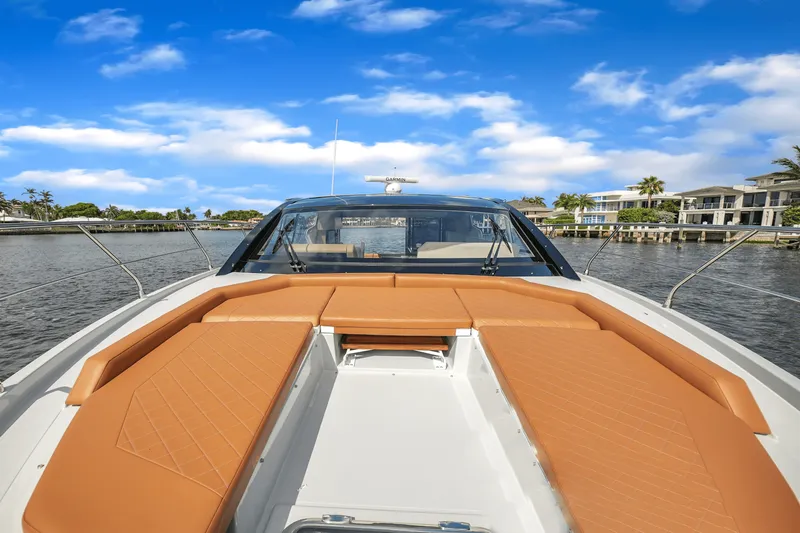 Slide: The Image of Cruisers Yachts 46 Cantius 2025 - 16