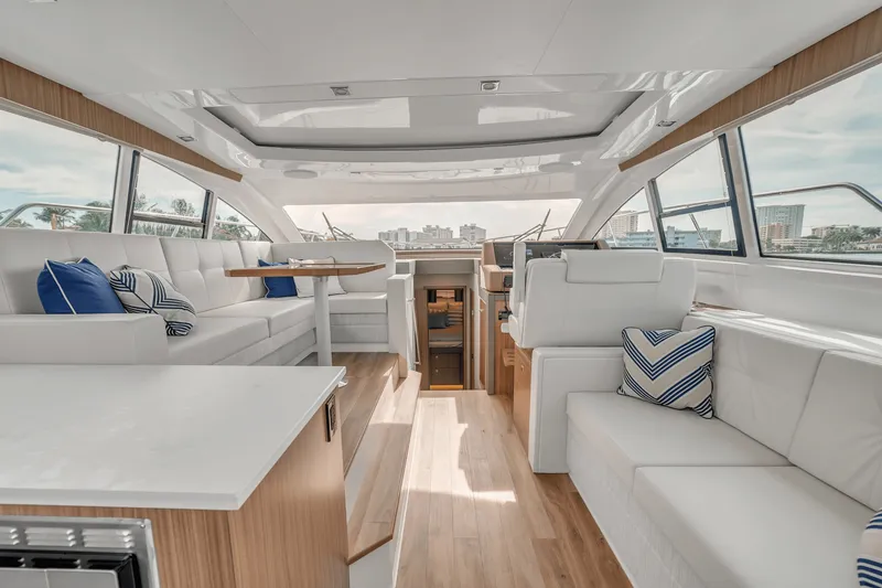 Slide: The Image of Cruisers Yachts 46 Cantius 2025 - 28