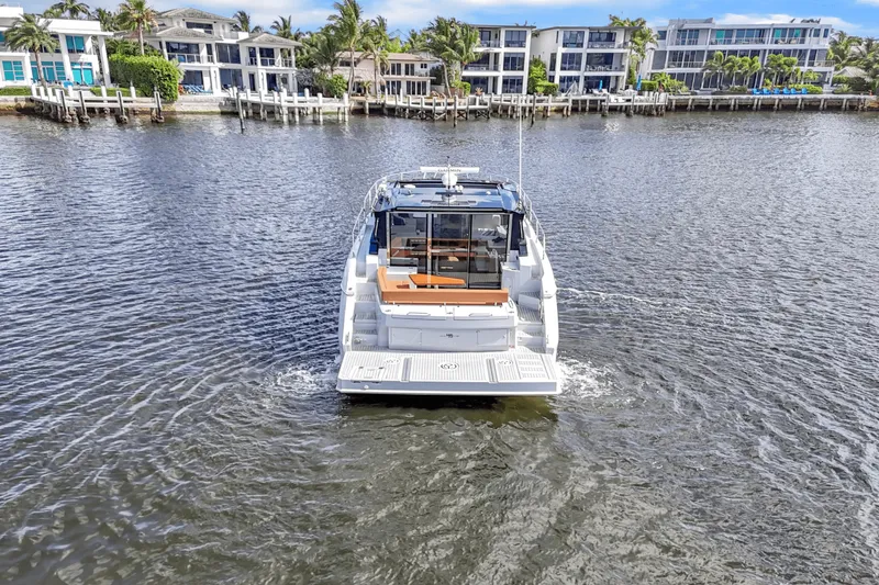 Slide: The Image of Cruisers Yachts 46 Cantius 2025 - 3