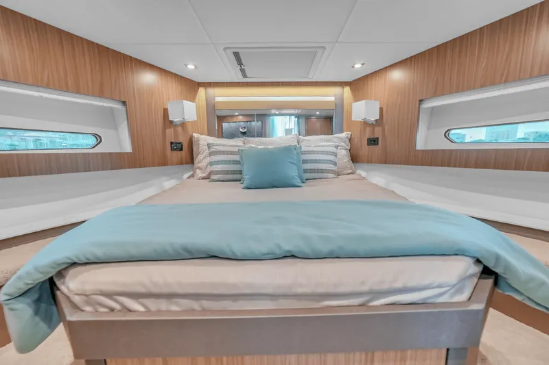 Slide: The Image of Cruisers Yachts 46 Cantius 2025 - 49