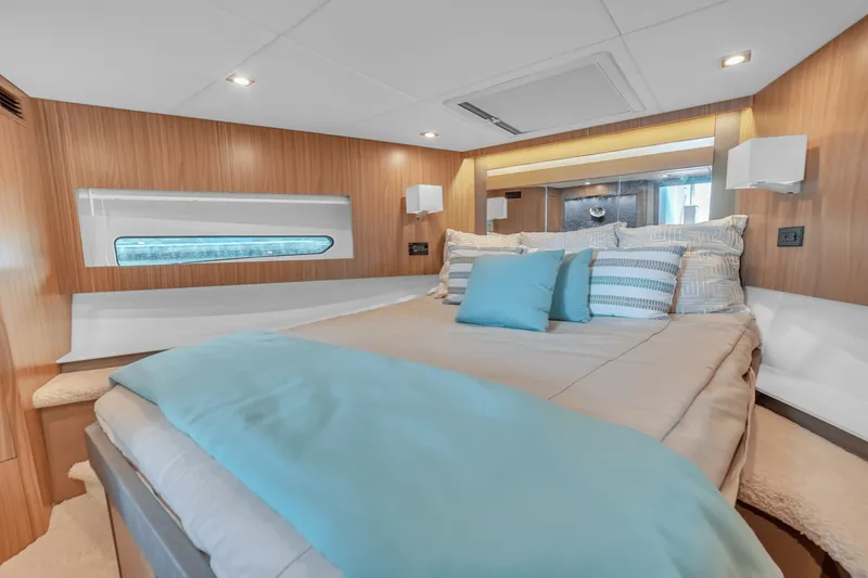 Slide: The Image of Cruisers Yachts 46 Cantius 2025 - 50