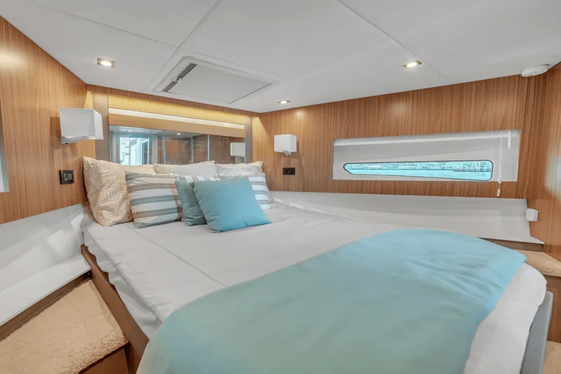 Slide: The Image of Cruisers Yachts 46 Cantius 2025 - 51